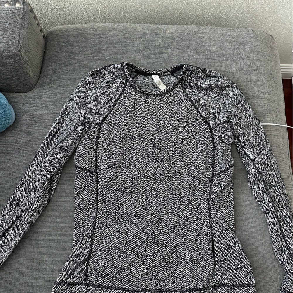 lululemon athletica Monochrome Long Sleeve Top